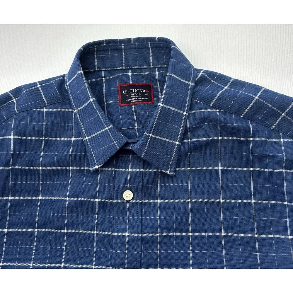 NWOT‎ Untucket Ortranto style wrinkel free Classic Business Casual size M